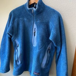 Patagonia women’s blue full zipper jacket size Medium.